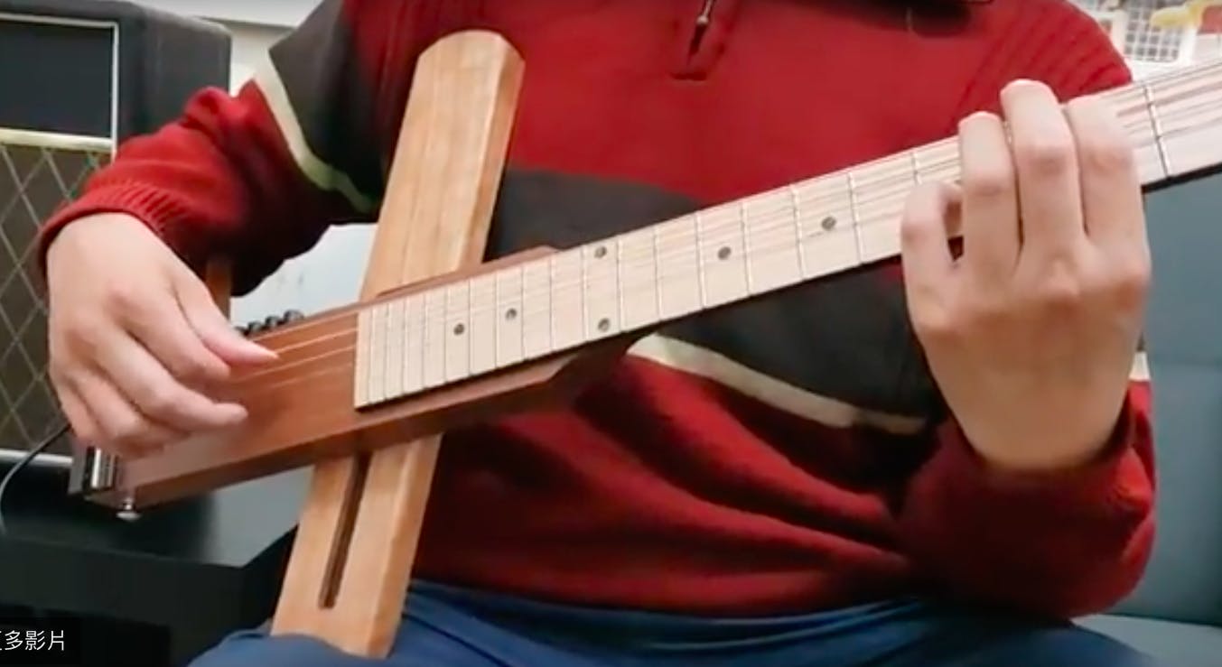 Cross Guitar 2.0 折り畳みギター 第二弾 - CAMPFIRE (キャンプファイヤー) Cross Guitar 2.0 折り畳みギター 第二弾 - CAMPFIRE (キャンプファイヤー)