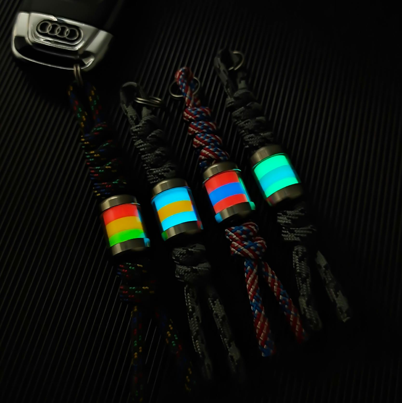 幻想的な光を放つTC4チタン製ルミナスペンダント! - CAMPFIRE 幻想的な光を放つTC4チタン製ルミナスペンダント! - CAMPFIRE