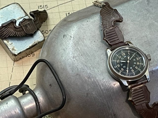 ★アメリカ軍*空軍*銀製*ナビゲーターウィング章(実物) 50's 米空軍の誇り高き純銀パイロット腕章がベルトになった