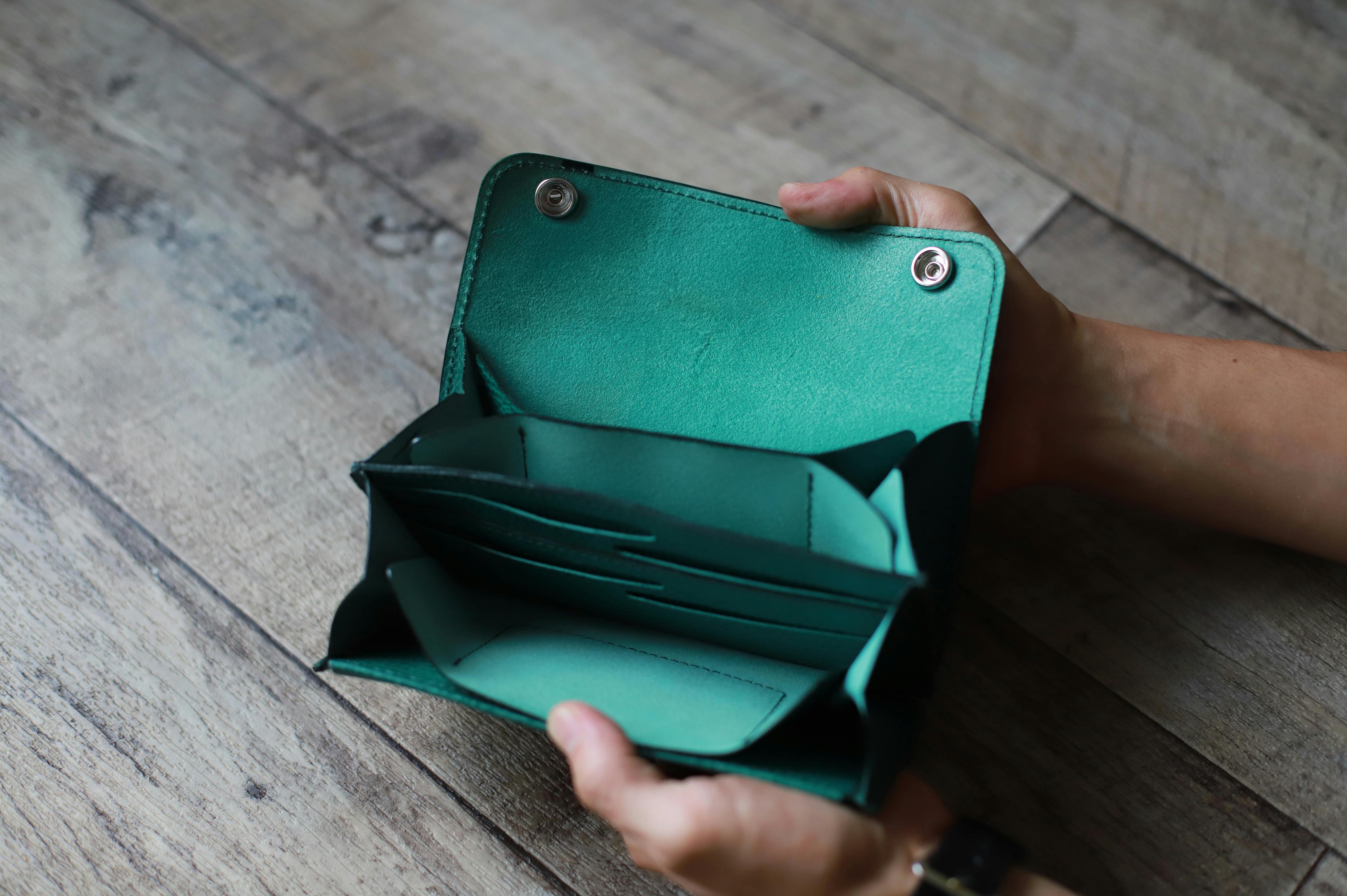 ガバッと開く財布 Morris グリーン 開く