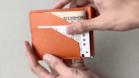 Arsuneuk Luca 02 アルカヌーク ルカ 最薄を目指しながらも機能的で Arsuneuk Luca 02 アルカヌーク ルカ 最薄を目指しながらも機能的で