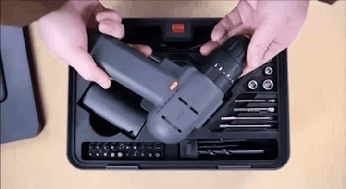 「zoomＲ12」　新品１回のみ使用して、即、出品します！ 動物撃退器 超音波 ソーラー充電式 猫よけ 鳥よけ【2025最新