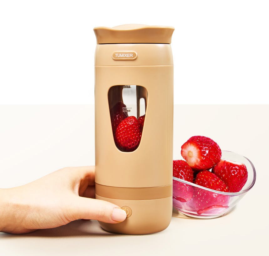 忙しい毎日でも、“できたて”を。持ち運べるタンブラーミキサー