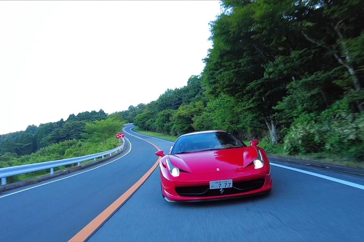 スポーツカー、スーパーカー好きの人にもっと車を楽しんでもらいたい