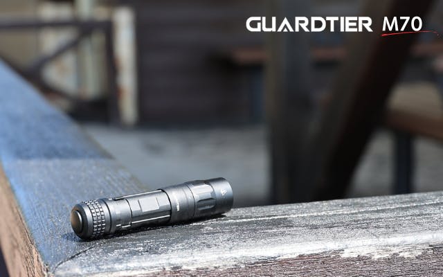 広角照射×高輝度×6500K】圧倒的明るさと美しさ。指先サイズのLED懐中