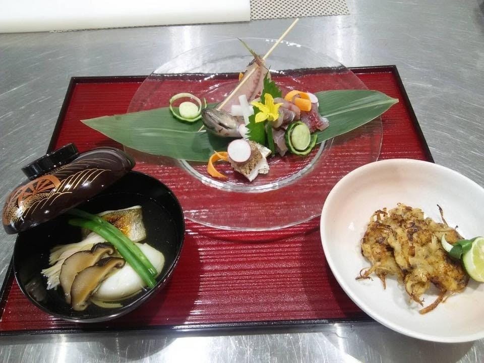 生徒さんたちの作ったお魚料理