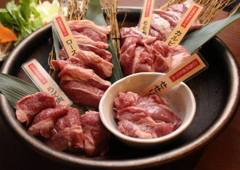 当店では珍しく広島産の生ラム肉を使用しています。