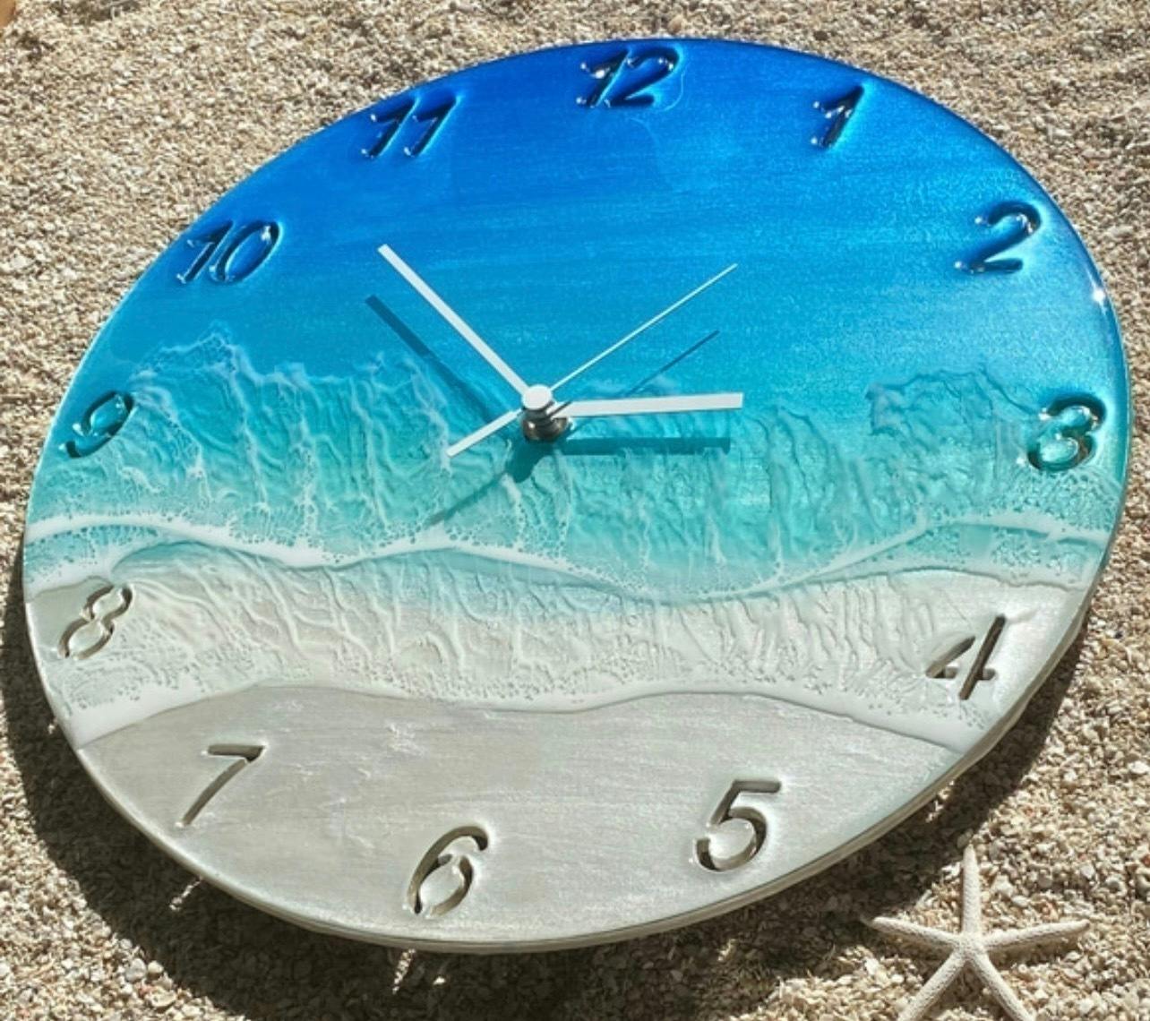 液体レジンアート起業へ！手作り時計・机・絵クラウドファンディング