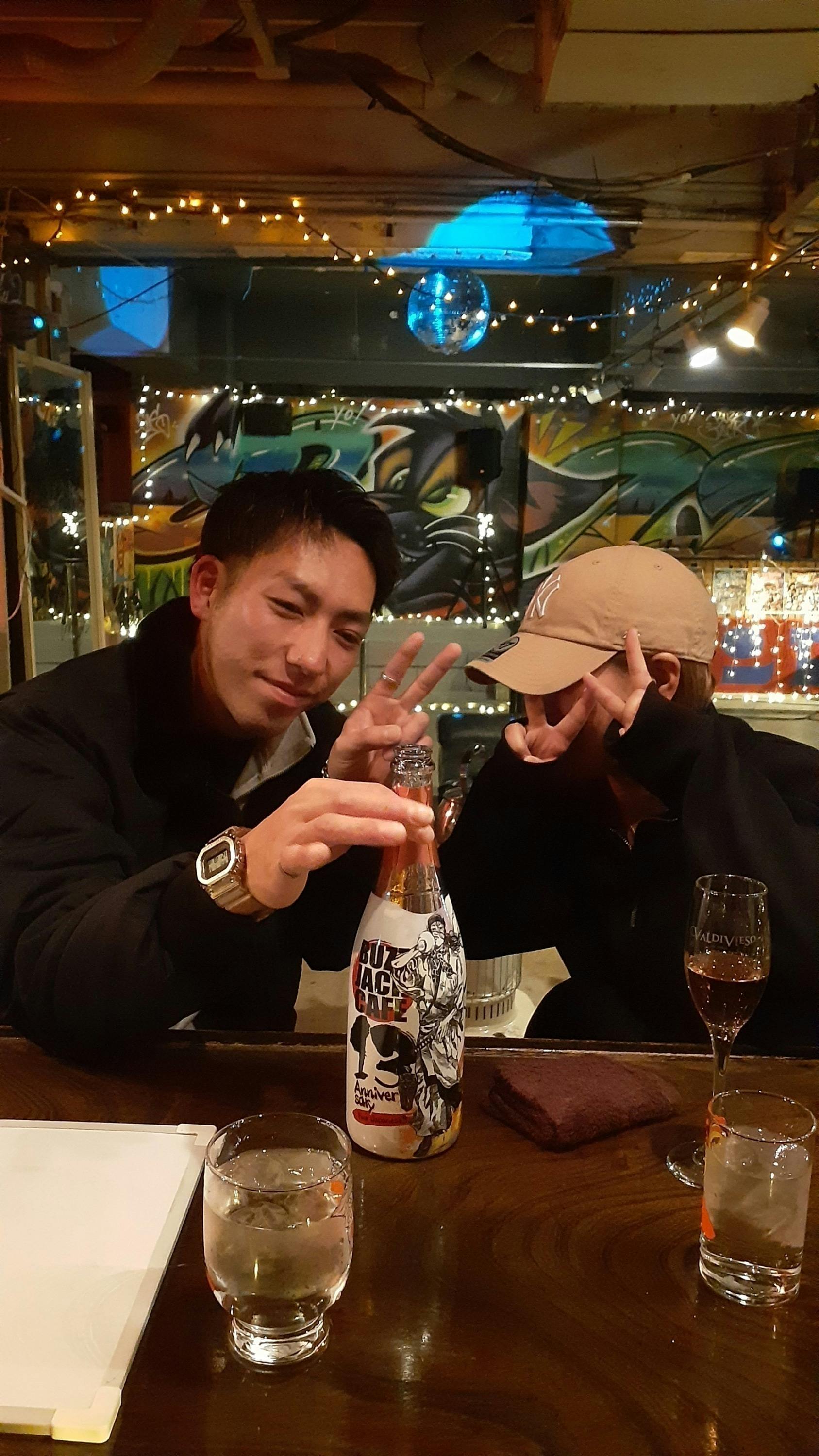 BUZZJACKCAFEを伝説へといざなう冒険者たちを募集し伝説を作り