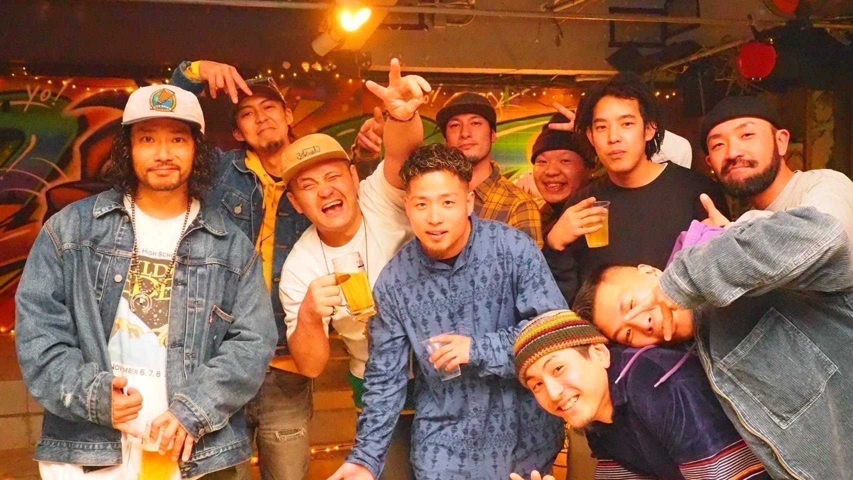 BUZZJACKCAFEを伝説へといざなう冒険者たちを募集し伝説を作り