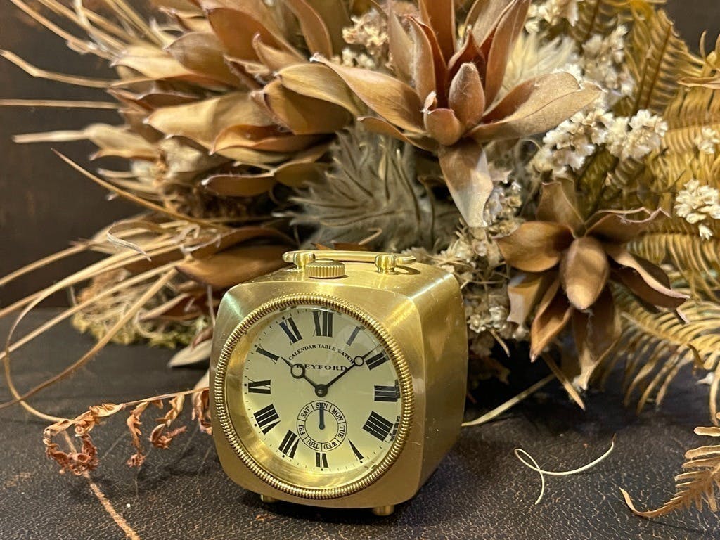 球体ガラス 置時計 デスクウォッチ アンティーク 希少 【公式通販】 球体ガラス 置時計 デスクウォッチ アンティーク 希少 【公式通販】