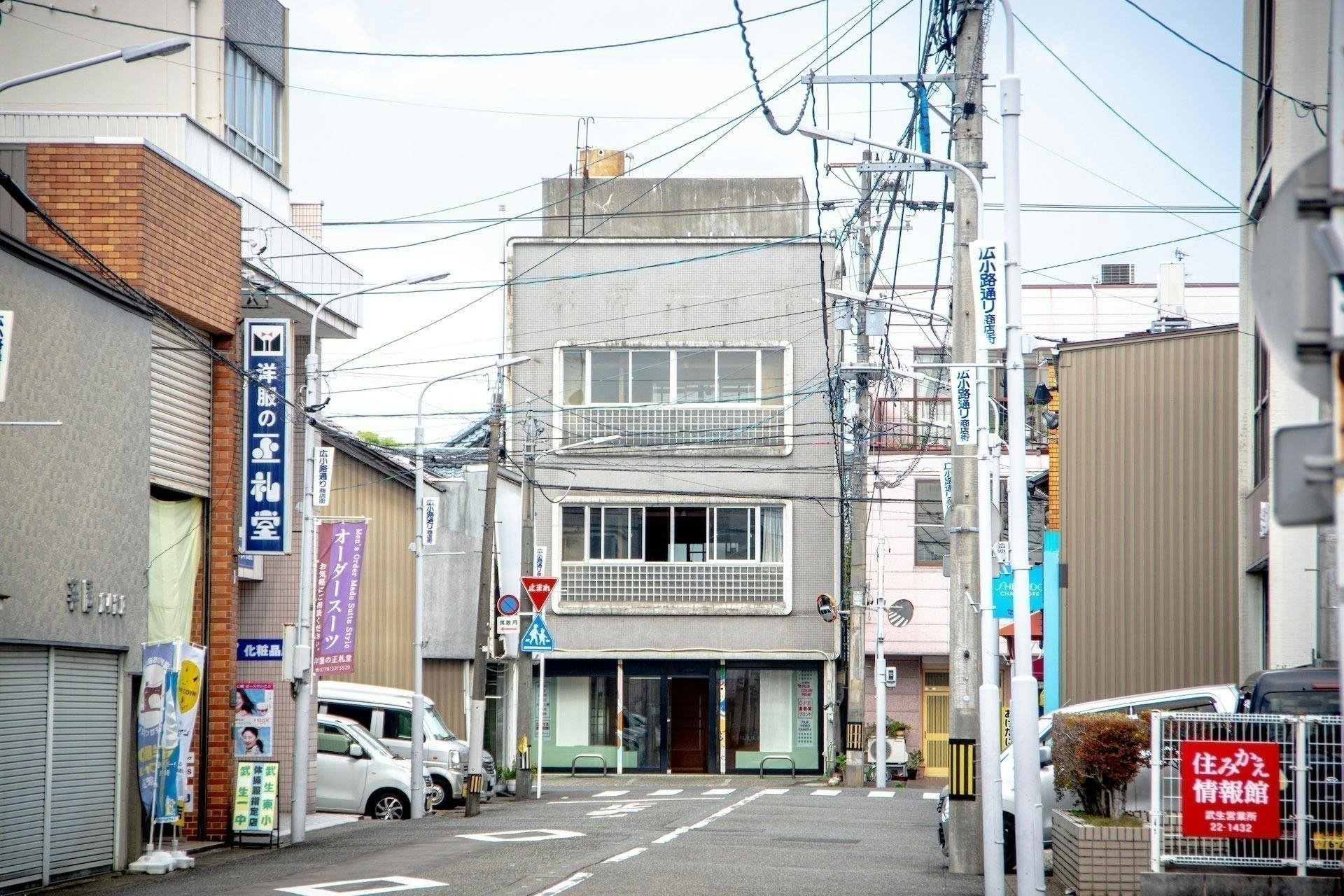 3番目のメイン画像