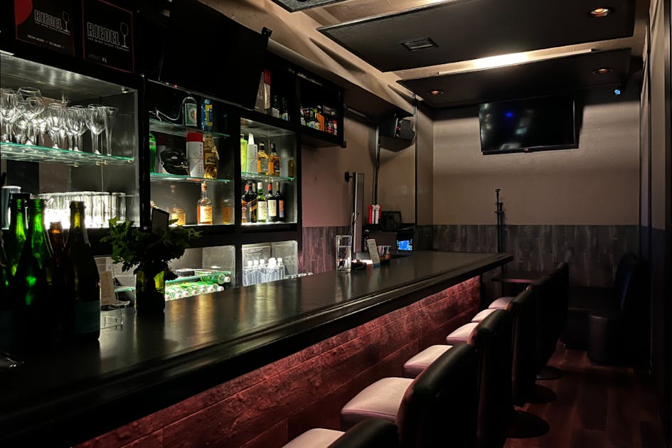 バーカウンター a00fd22f-2456-443b-bfd6-