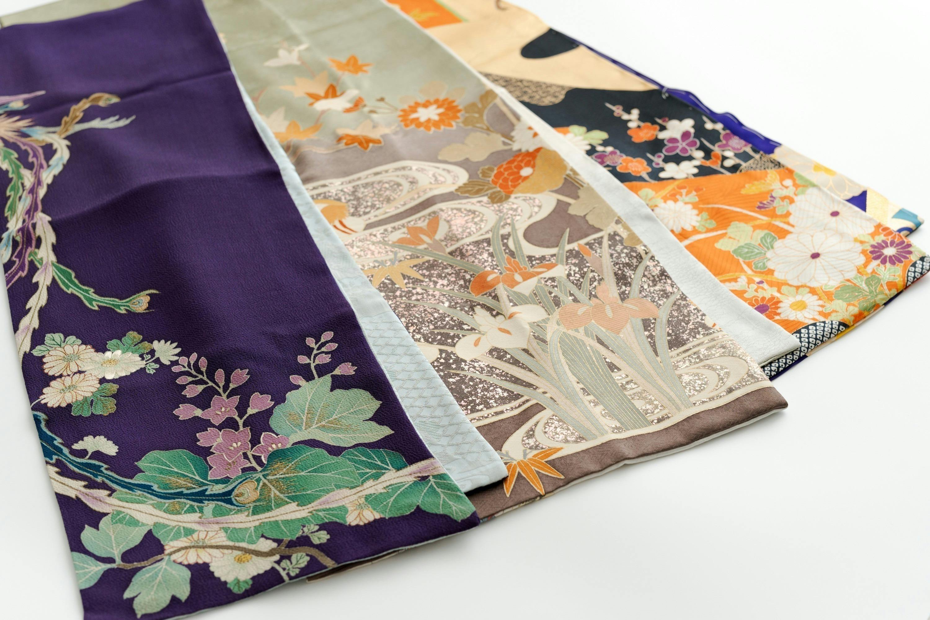 着物リメイクの和マフラー】眠っていた着物を蘇らせ、伝統文化を次世代 着物リメイクの和マフラー】眠っていた着物を蘇らせ、伝統文化を次世代