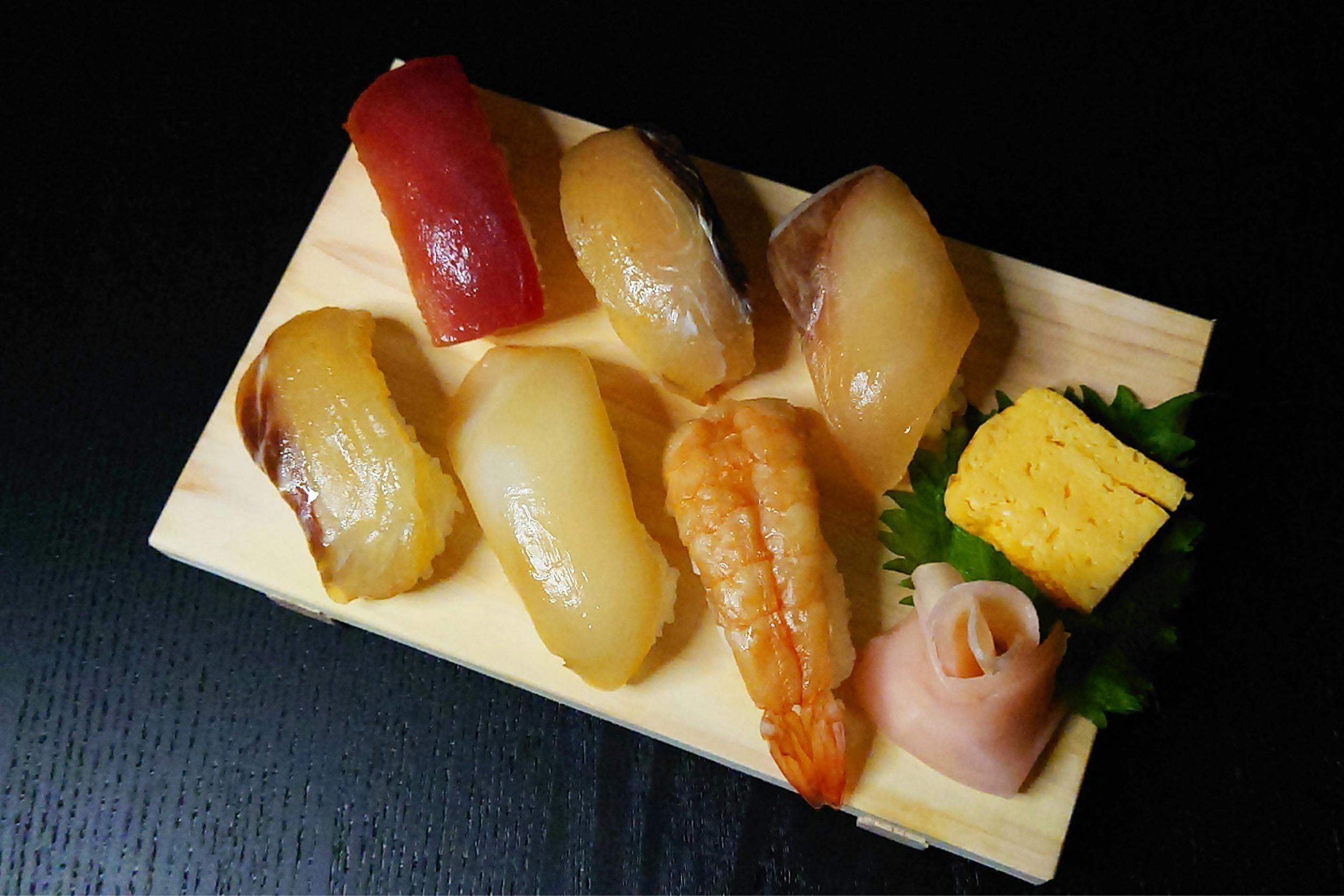 まかないから始まった伊豆諸島の郷土料理【青唐べっこう漬け】を