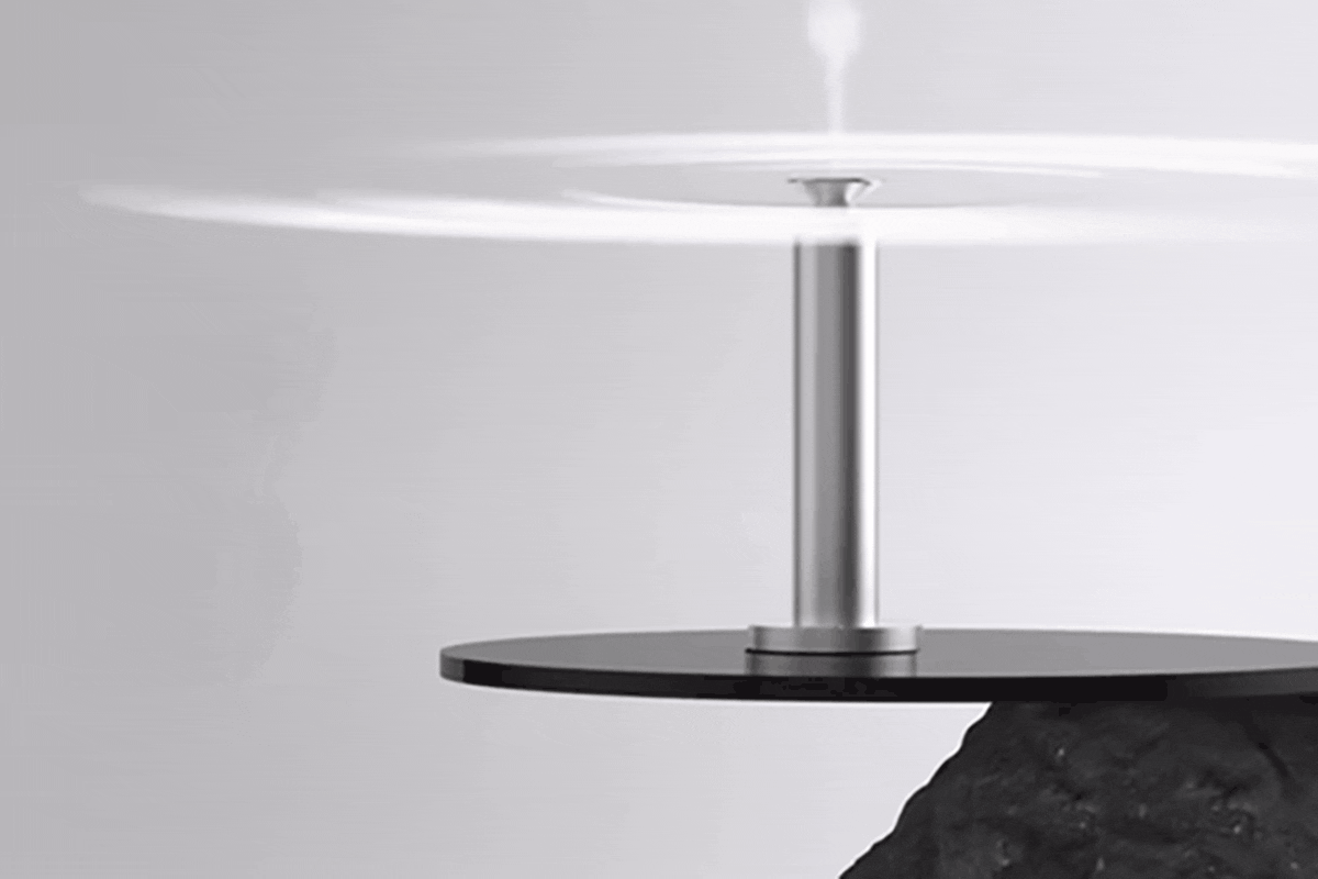 瞬時にアロマが部屋の隅々へ】置くだけで空気が変わる、五感で感じる