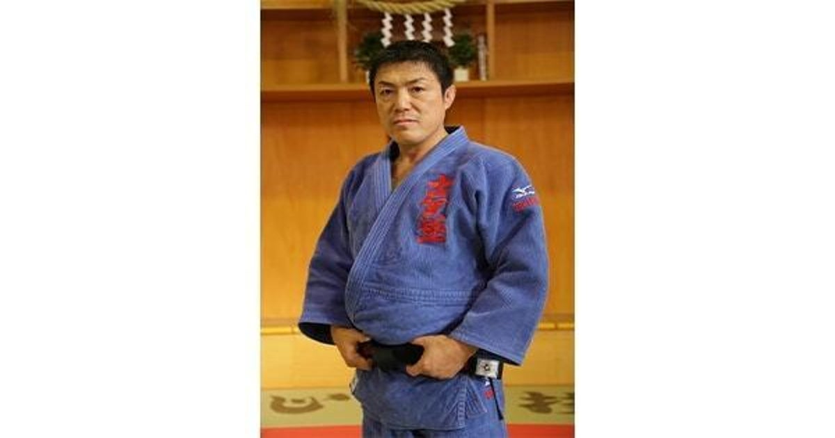 入手困難 幻の焼酎 柔の道 贈れる 古賀稔彦監修 紙ラッピング 1.8㍑