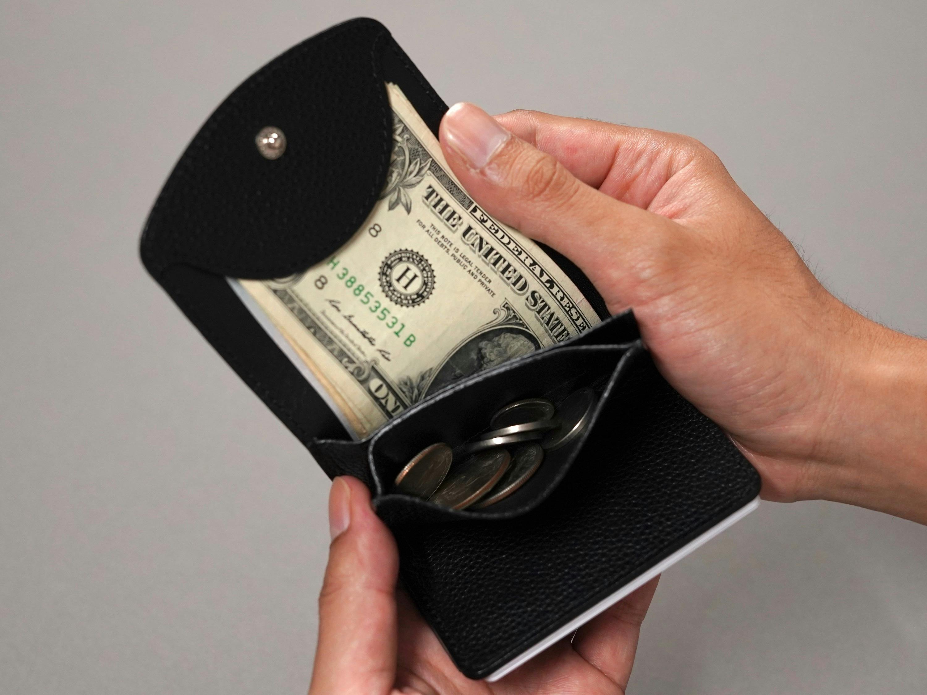 使い方をスマートに「縦に開く」財布。 - CAMPFIRE (キャンプファイヤー) 使い方をスマートに「縦に開く」財布。 - CAMPFIRE (キャンプファイヤー)