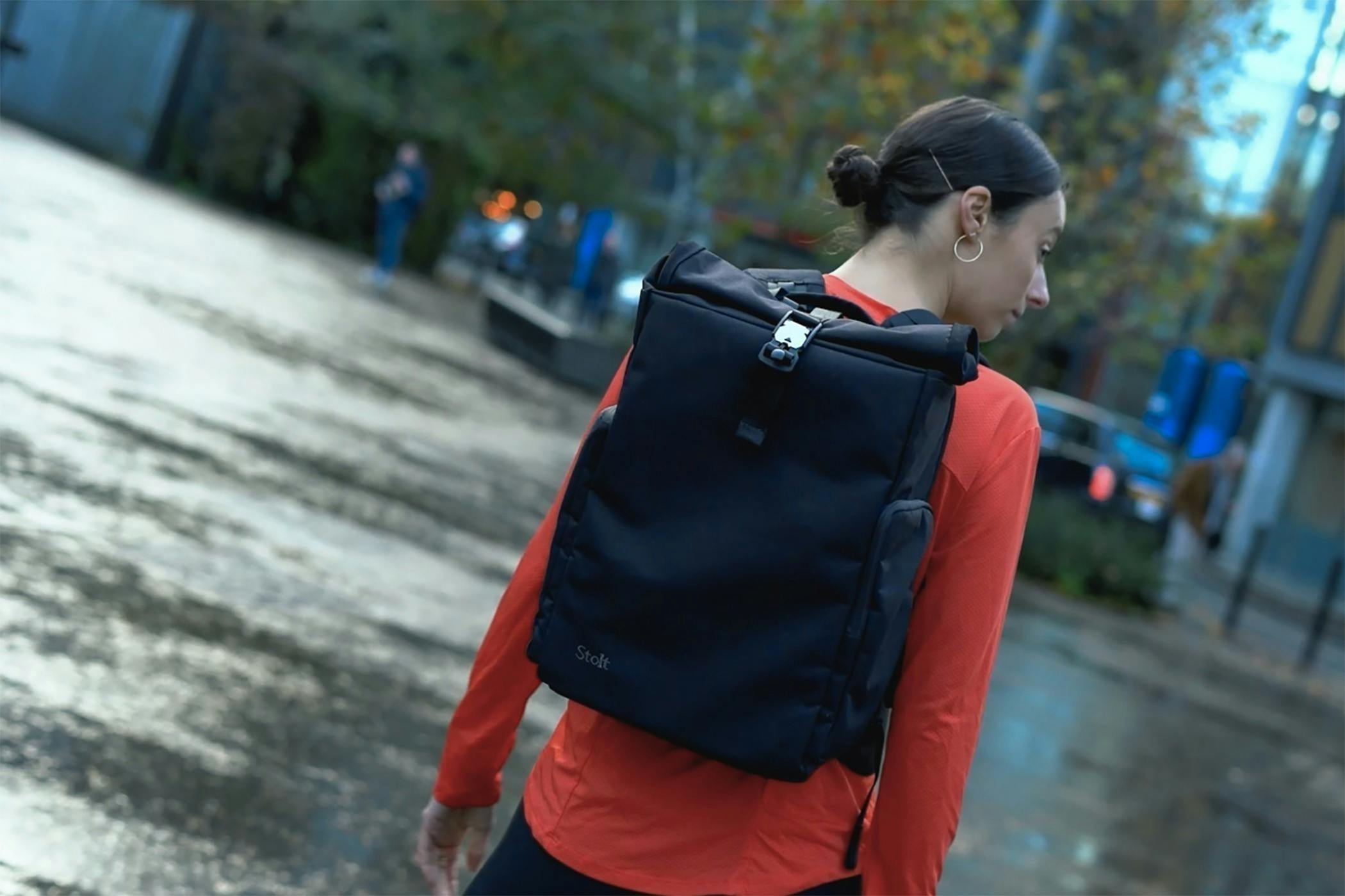 ロンドン発、ランナー/サイクリストのためのバックパックStolt Athlete ロンドン発、ランナー/サイクリストのためのアクティブバック
