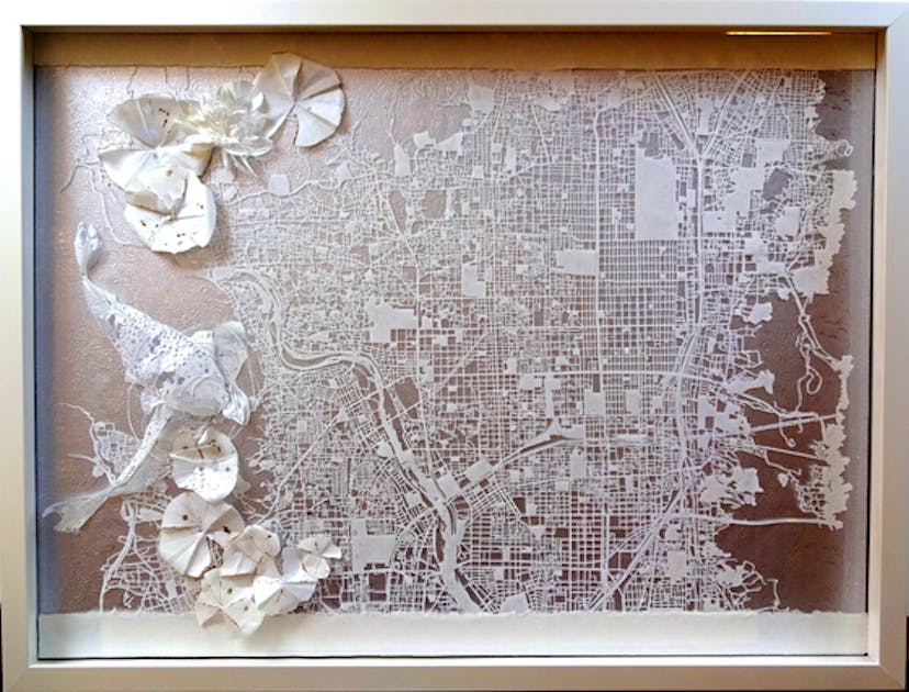 3ヶ月連続で個展で実演をして皆様に実演をご覧頂きたい☆立体切り絵