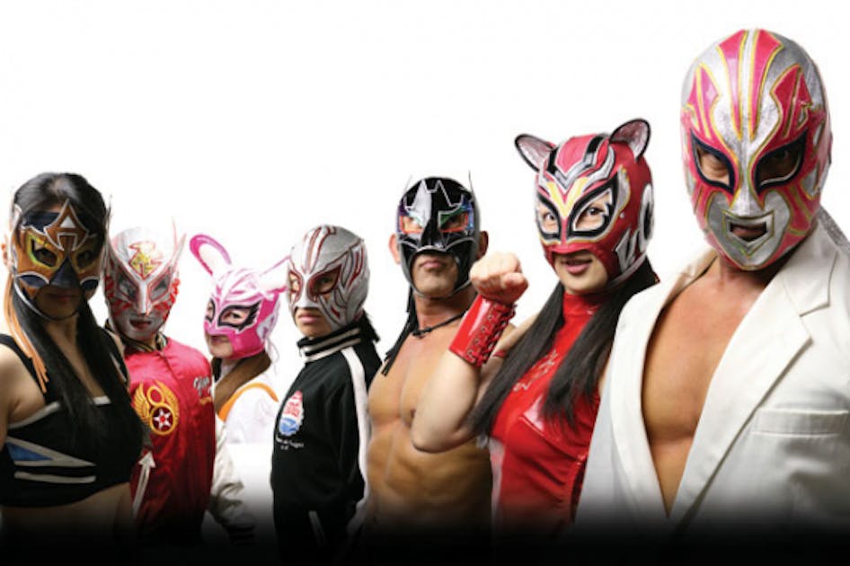 マスクマンによる新感覚プロレスエンタテインメント「覆面MANIA